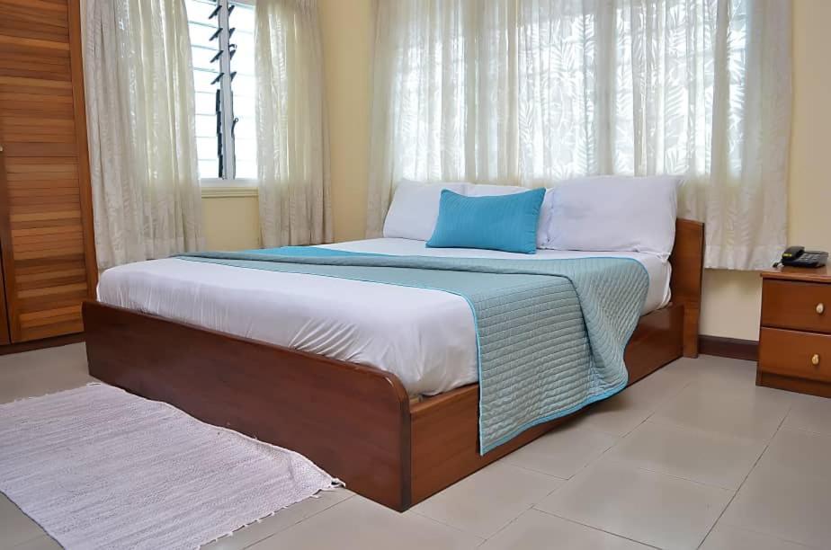 Hotel Loreto كيب كوست المظهر الخارجي الصورة