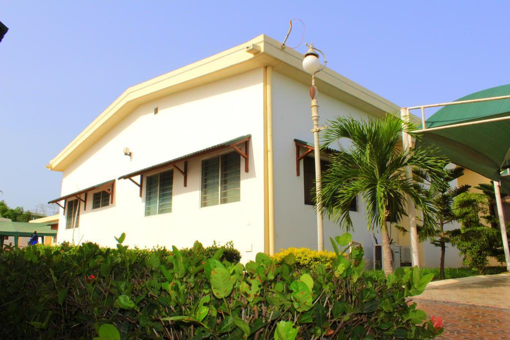 Hotel Loreto كيب كوست المظهر الخارجي الصورة