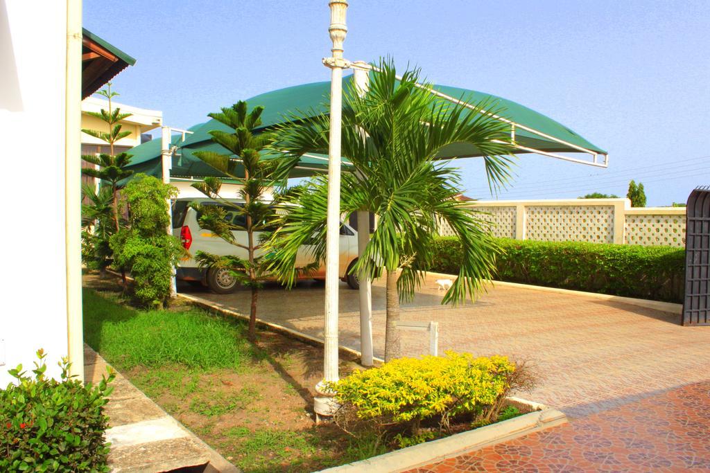 Hotel Loreto كيب كوست المظهر الخارجي الصورة