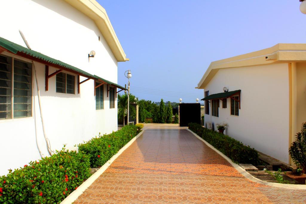 Hotel Loreto كيب كوست المظهر الخارجي الصورة