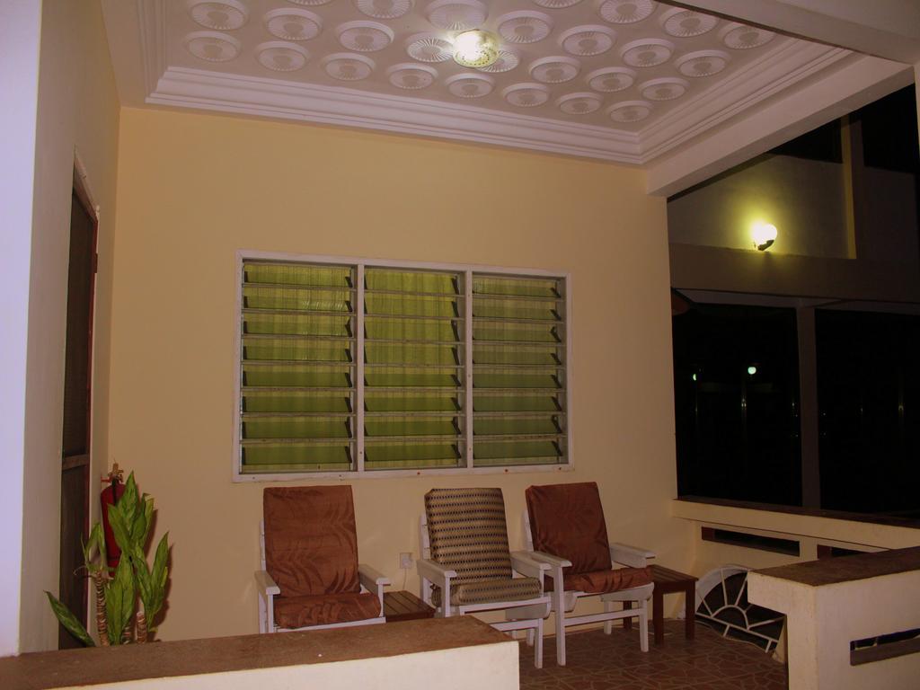 Hotel Loreto كيب كوست المظهر الخارجي الصورة