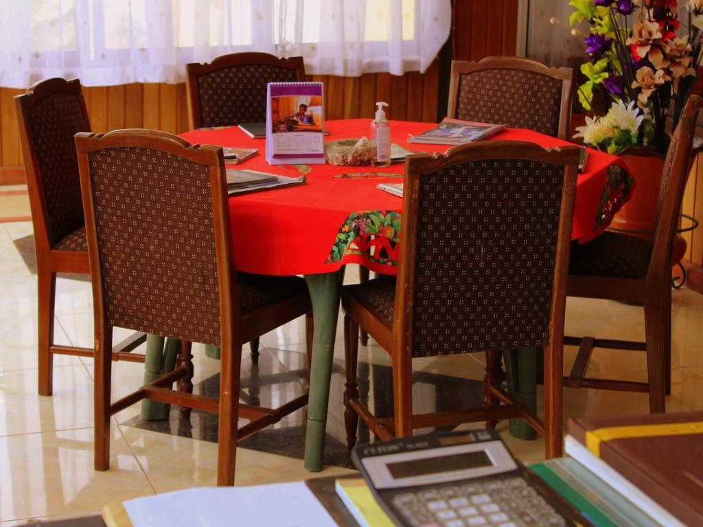 Hotel Loreto كيب كوست المظهر الخارجي الصورة