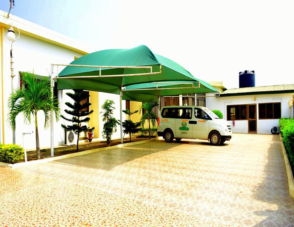 Hotel Loreto كيب كوست المظهر الخارجي الصورة