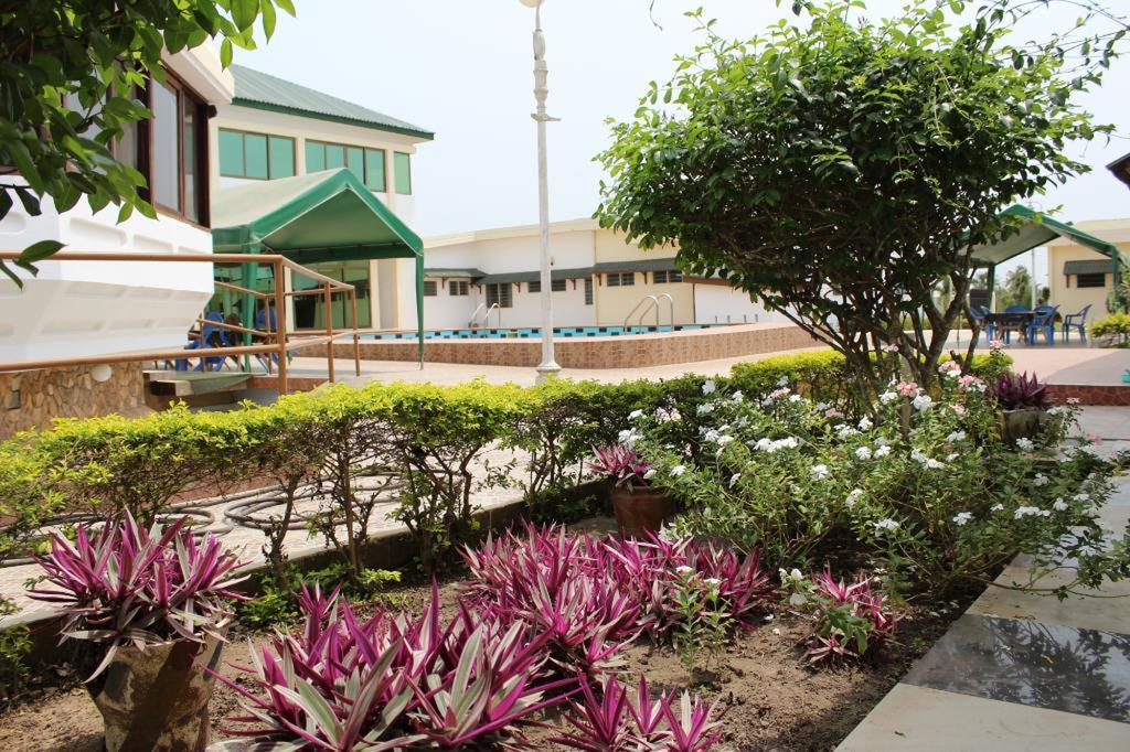Hotel Loreto كيب كوست المظهر الخارجي الصورة