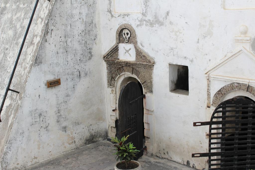 Hotel Loreto كيب كوست المظهر الخارجي الصورة