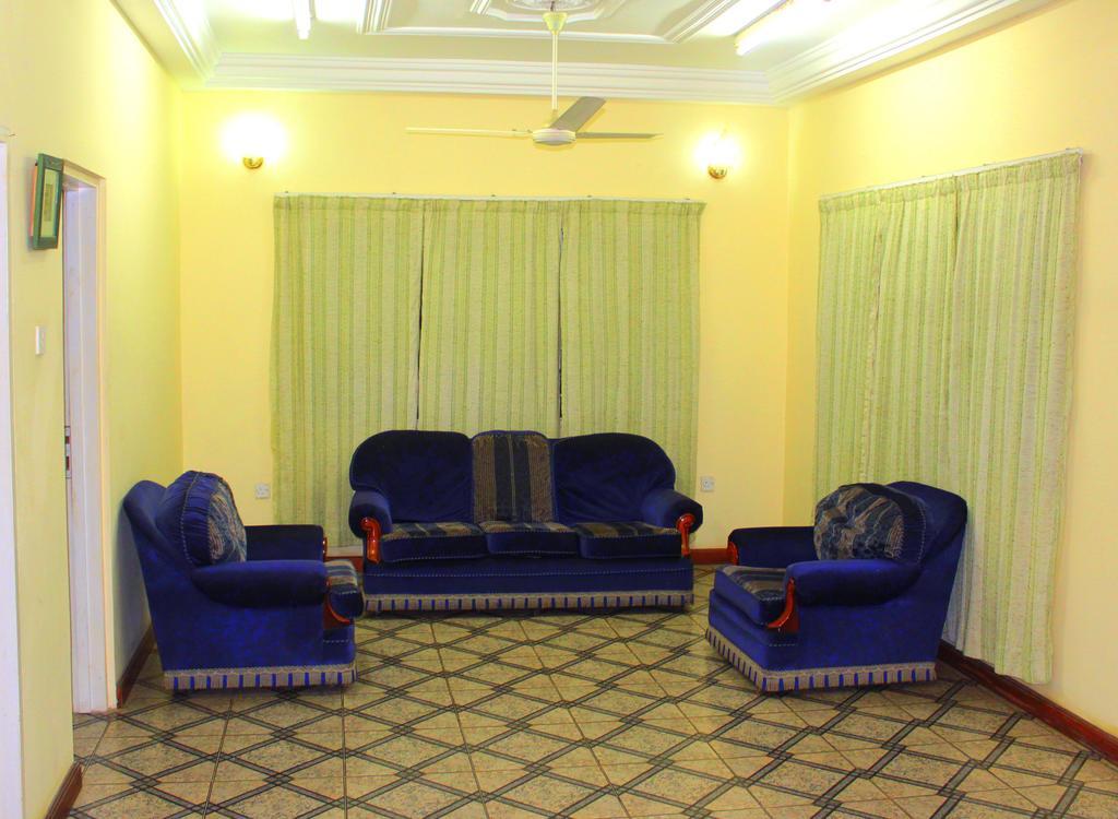 Hotel Loreto كيب كوست المظهر الخارجي الصورة